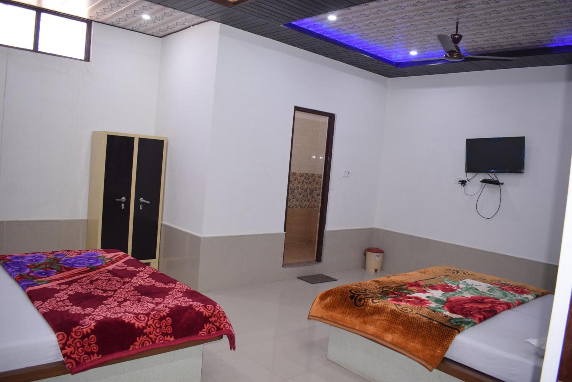 Hotel Krishna & Restaurant Pokhran Esterno foto